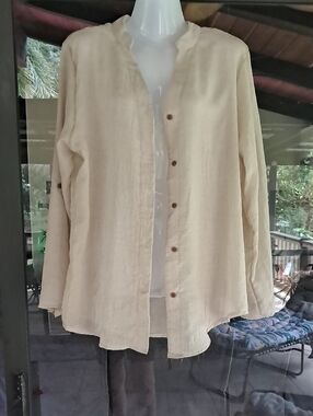 Light Cream Button-Front Women’s Shirt